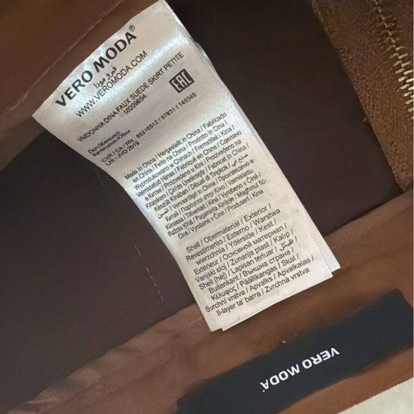 Brown ASOS Faux Suede Skirt- Petite, NEVER WORN - Picture 10 of 11